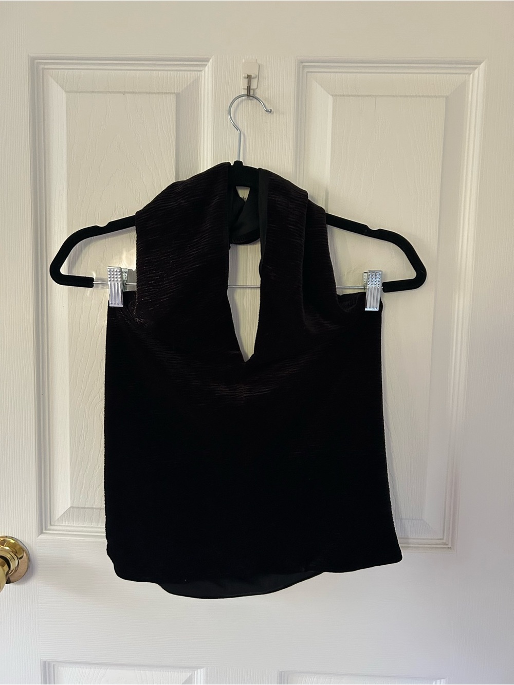 NWT with flaw Anthropologie Dolan Black Velvet Halter Top Size Medium - Picture 3 of 13